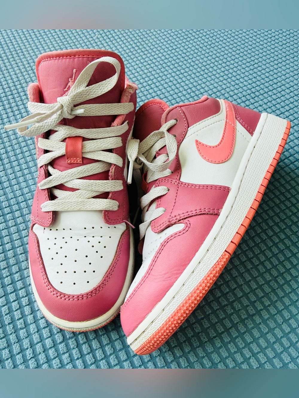 Nike Air Jordans size big kids youth 4.